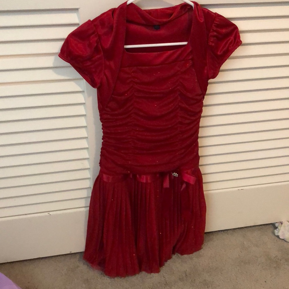 Gorgeous sparkly red dress